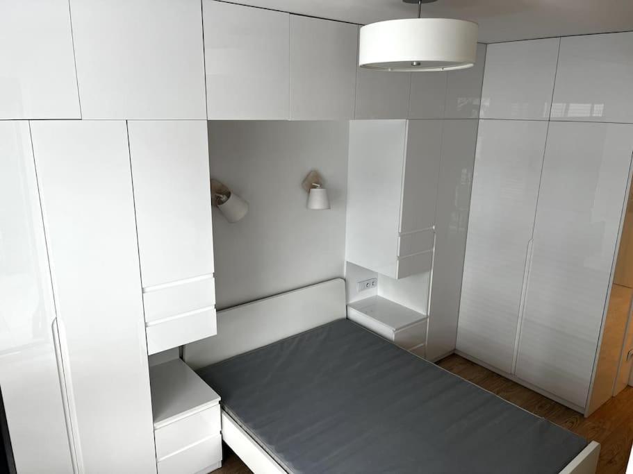Place For You! Platz Fur Dich! Красков Екстериор снимка